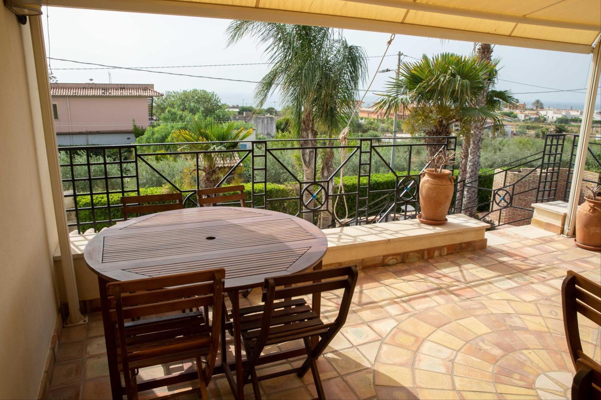Holiday home Libeccio With Shared Swimming Pool, At 200 Meters From The Beach, Solarium And Private Parking *